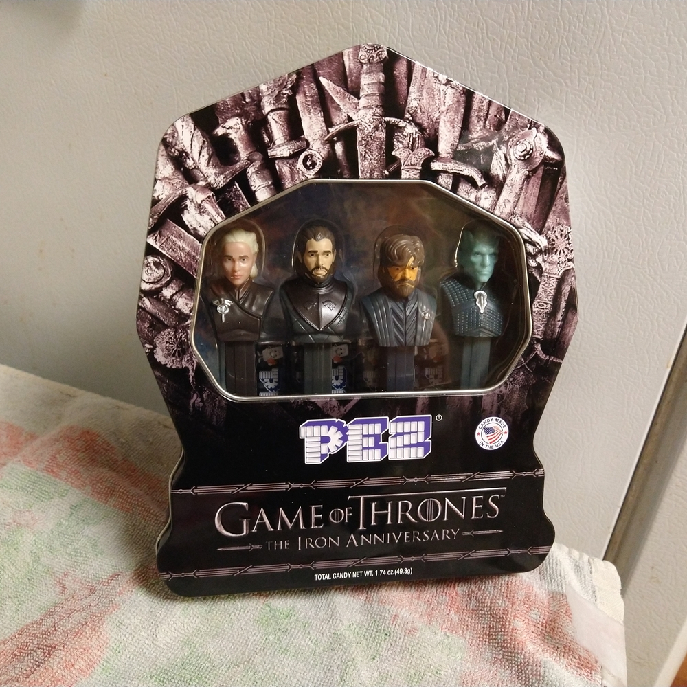 PEZ Game of Thrones Iron Anniversary Tin Gift - BRAND NEW Targaryen Lannister